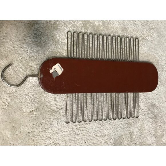 Vintage Eatons Metal Tie Rack With Brown Leatherette Cover & Hook - Picture 3 of 5